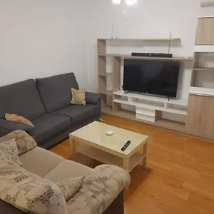 https://1f-aire-acondic-80m2-2-dormitorios-4-huespedes-wifi-gratis.1costadelsol.com