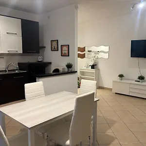 Apartment F&g Airport